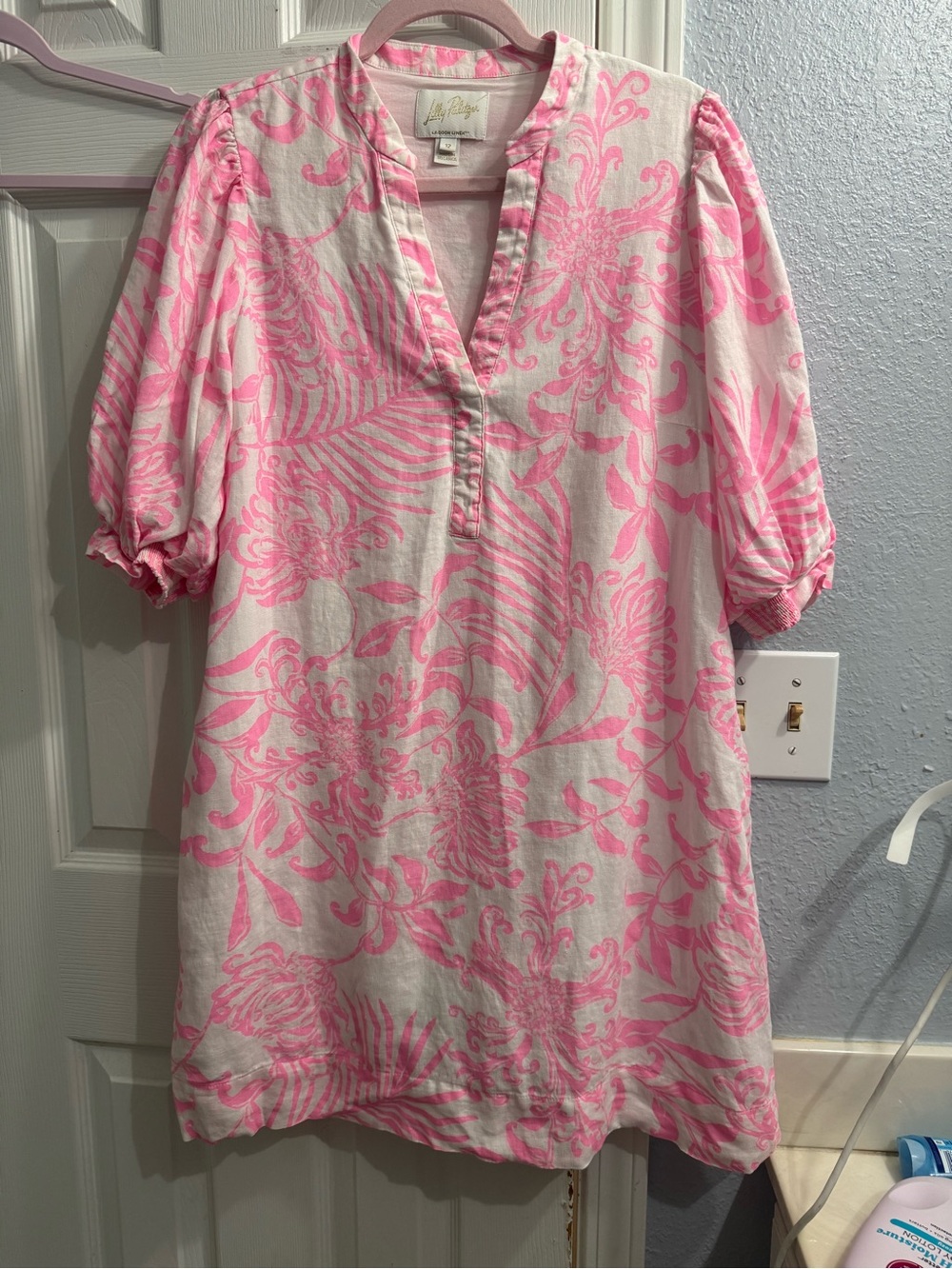 Lilly Pulitzer White and Pink Floral Puff-Sleeve Tunic
